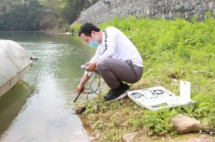 1723701356945332.jpg 農村水質監測.jpg